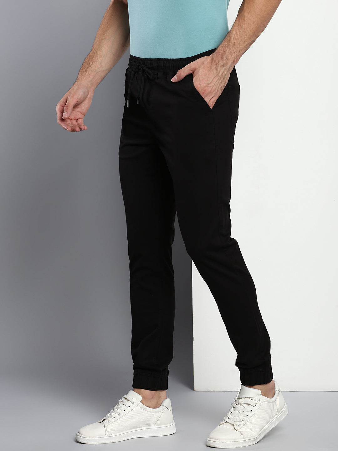 Men's Straight Fit Cotton Joggers (Black)