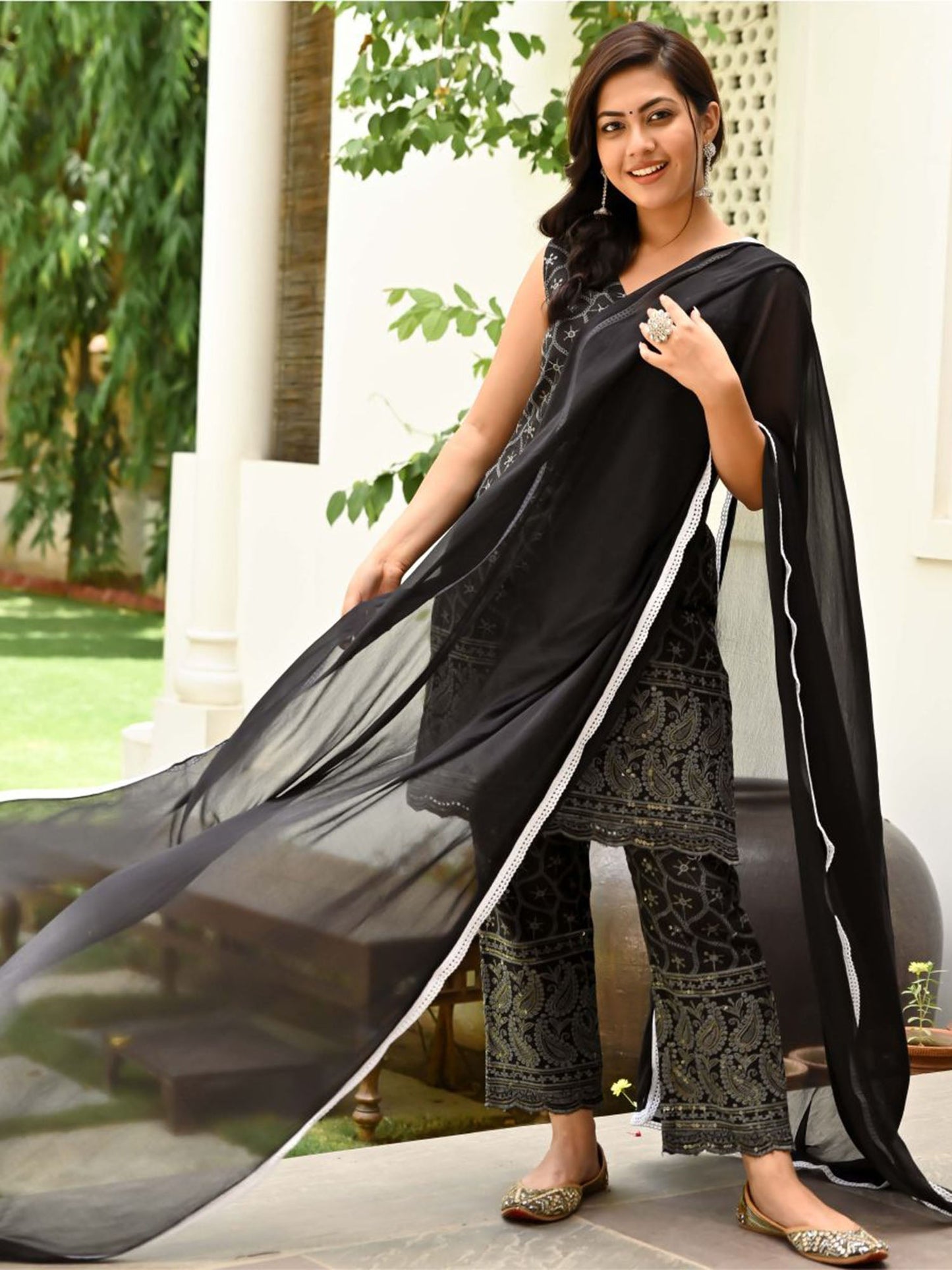 Black Embroidered Kurta Pant Set