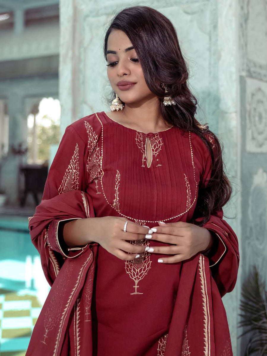 Maroon Printed Kurta Sets