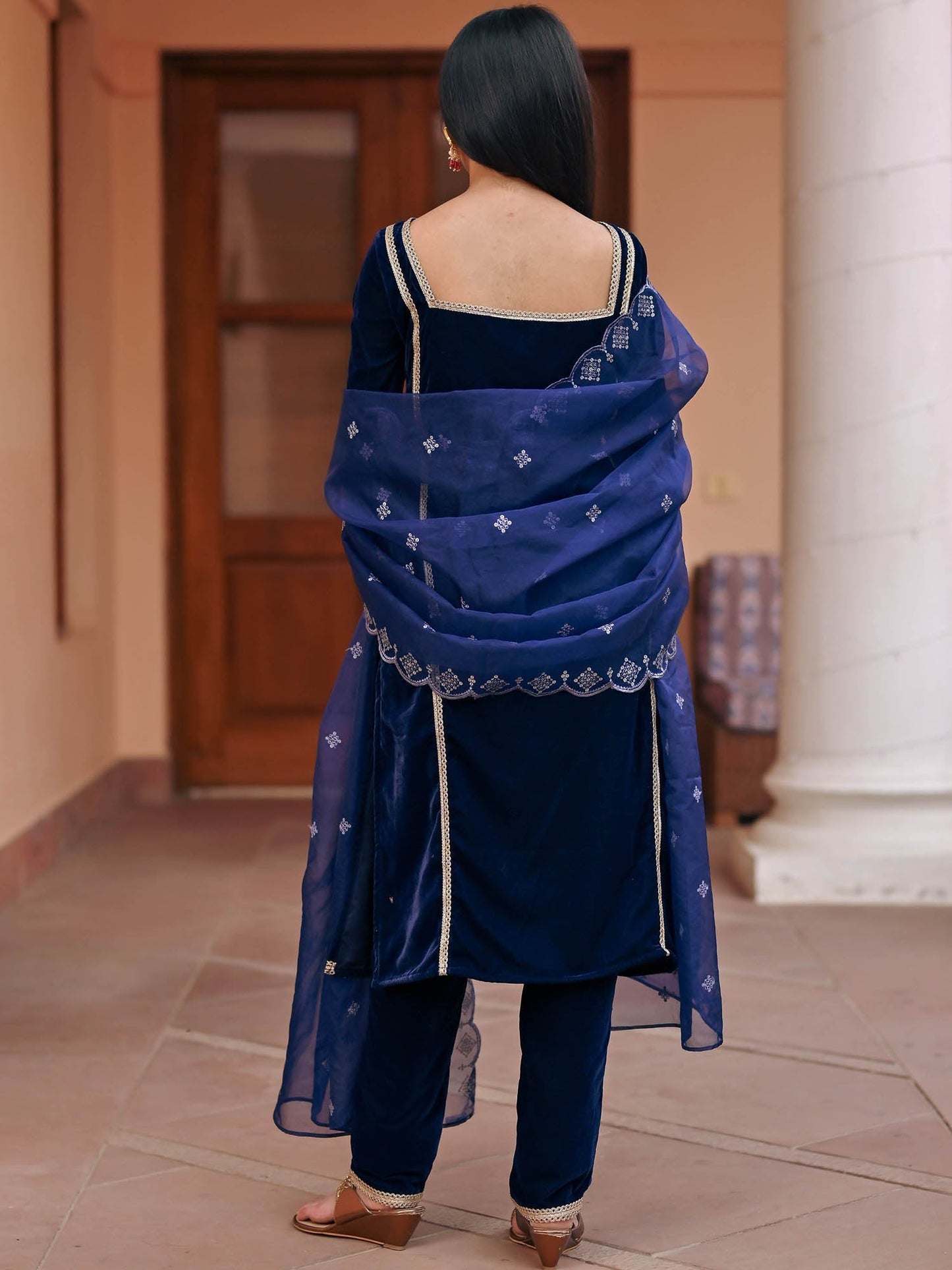 Blue Handwork Velvet Kurta Set
