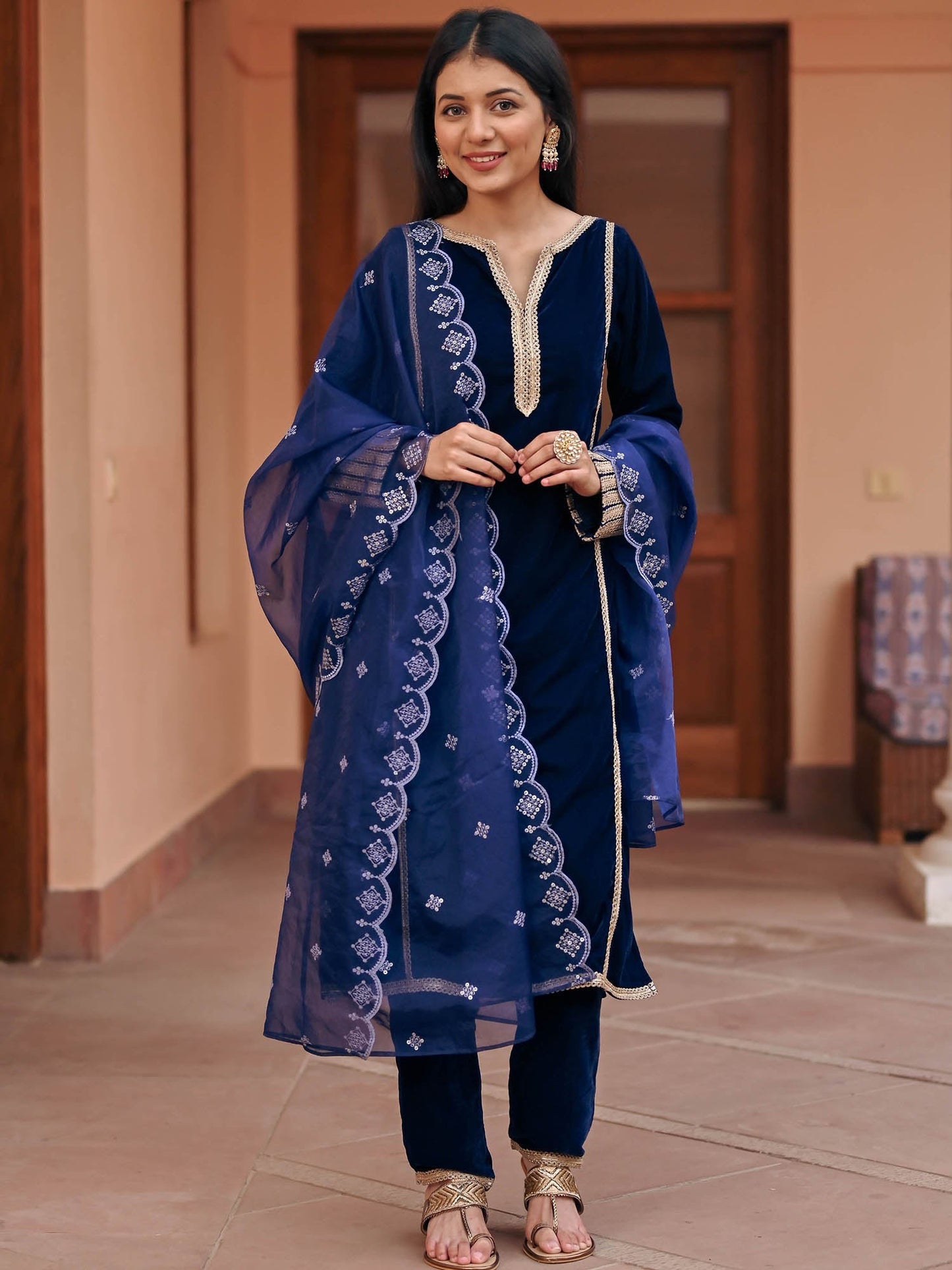 Blue Handwork Velvet Kurta Set